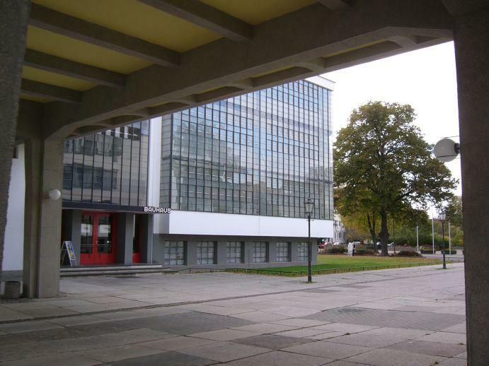 Dessau Akademiegebäude / Werkstatttrakt