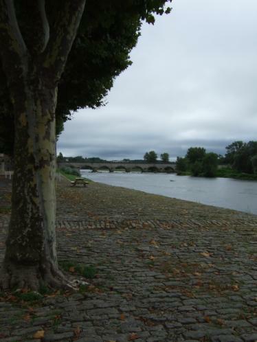 Loire-Ufer in Digoin