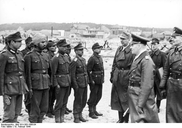 Lacanau in der NS Zeit - 10.2.1944: Feldmarschall Rommel besucht Lacanau(Photo: Bundesarchiv)