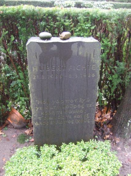 Hubert Fichte Grab in Hamburg Nienstedten