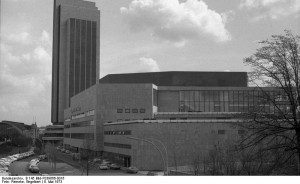 Hamburg, Kongresszentrum (Bundesarchiv, B 145 Bild-F039666-0016 / Engelbert Reineke / CC-BY-SA) Hamburg, Kongresszentrum (Bundesarchiv, B 145 Bild-F039666-0016 / Engelbert Reineke / CC-BY-SA)