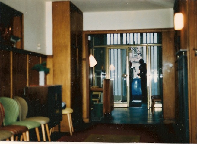SCHULZ bei Übernahme 1984, Blick zur Eingangstür