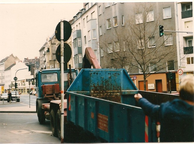 SCHULZ bei Übernahme 1984, Container