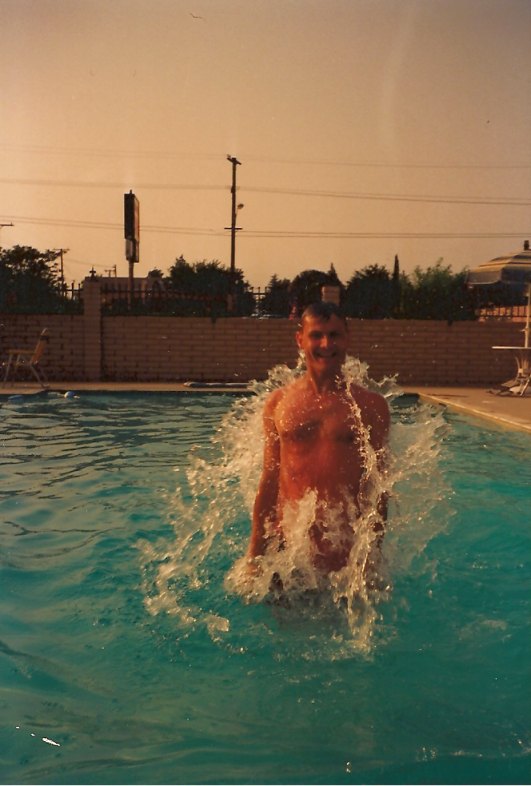 Ulli 1988 USA, Beaumont CA, im Pool