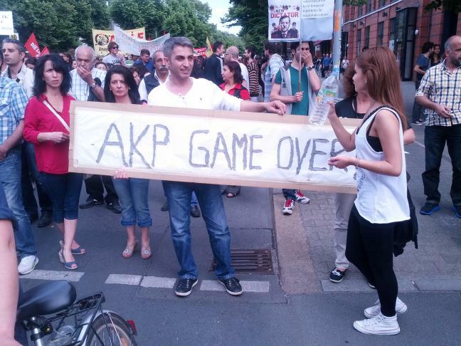 AKP Game Over