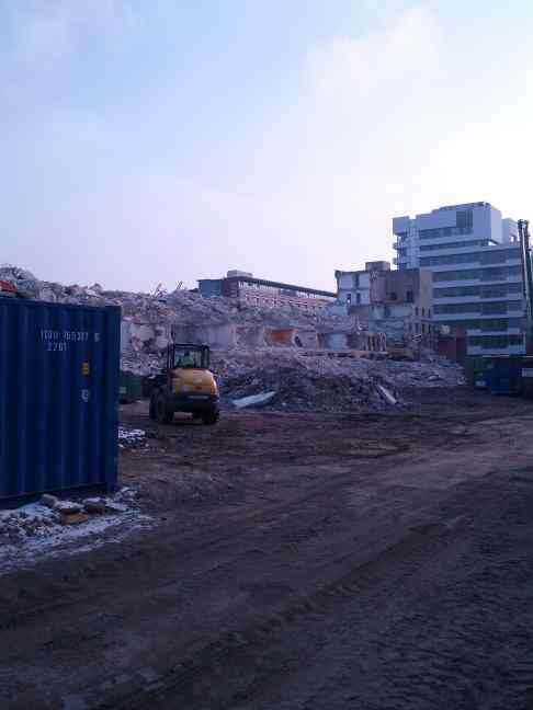 Ungers IBA Wohnblock in Ruinen, Februar 2013