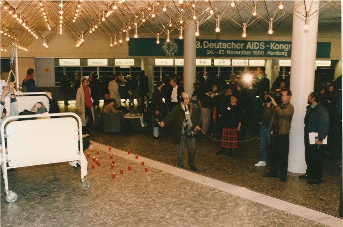 ACT UP beim 3. Deutschen Aids-Kongress 1990 in Hamburg © Foto U.K. Bäcker