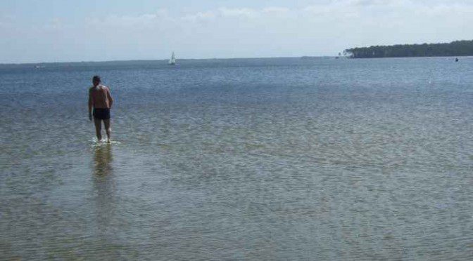 am Lac de Lacanau, Ausgangspunkt des kanals Lacanau - Bassin d'Arcachon