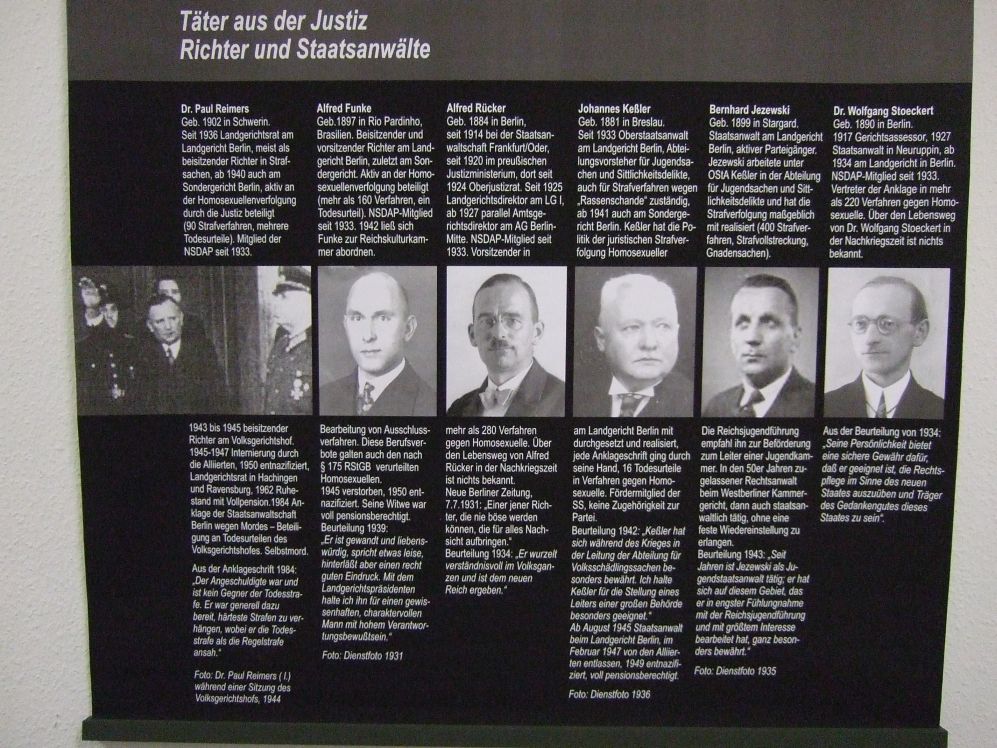 Potsdam Ausstellung Homosexuellenverfolgung 1933-45 (2009; Tafel Täter aus der Justiz)