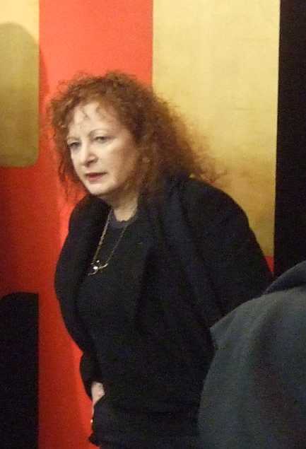 Nan Goldin, 1989 Kuratorin von Witnesses Against Our Vanishing, im Januar 2014 in der nGbK Berlin