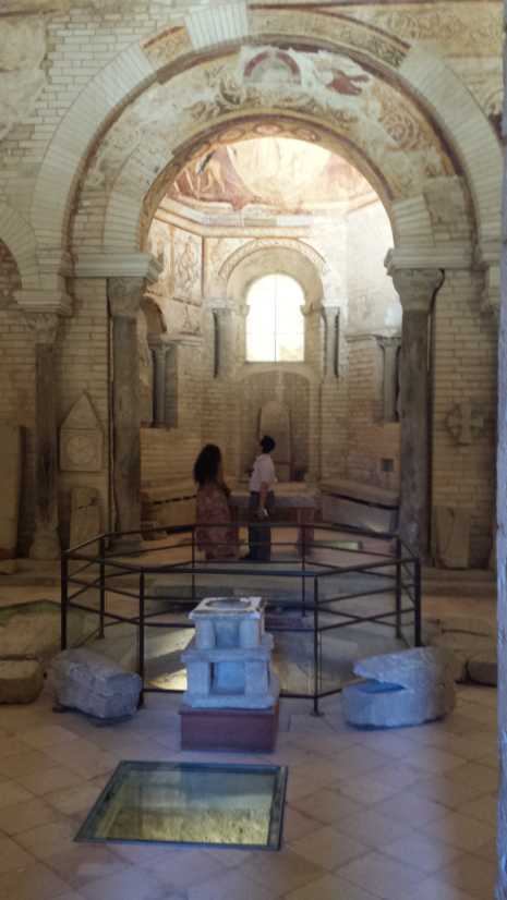 Baptisterium Saint Jean in Poitiers