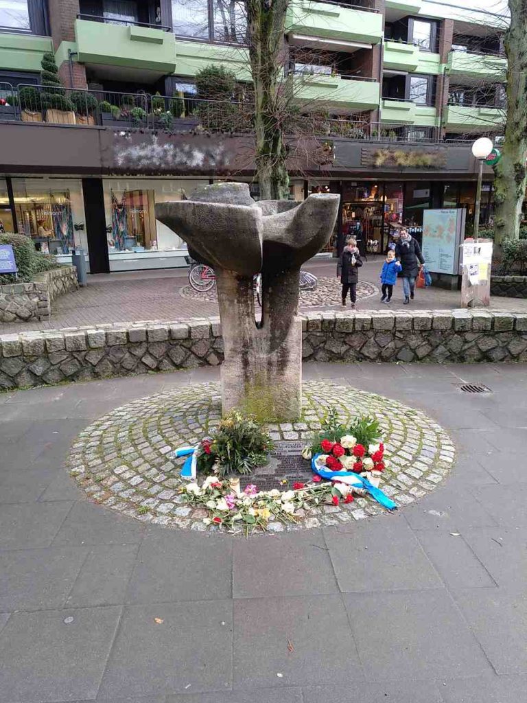 Denkmal Weisse Rose Hamburg Volksdorf