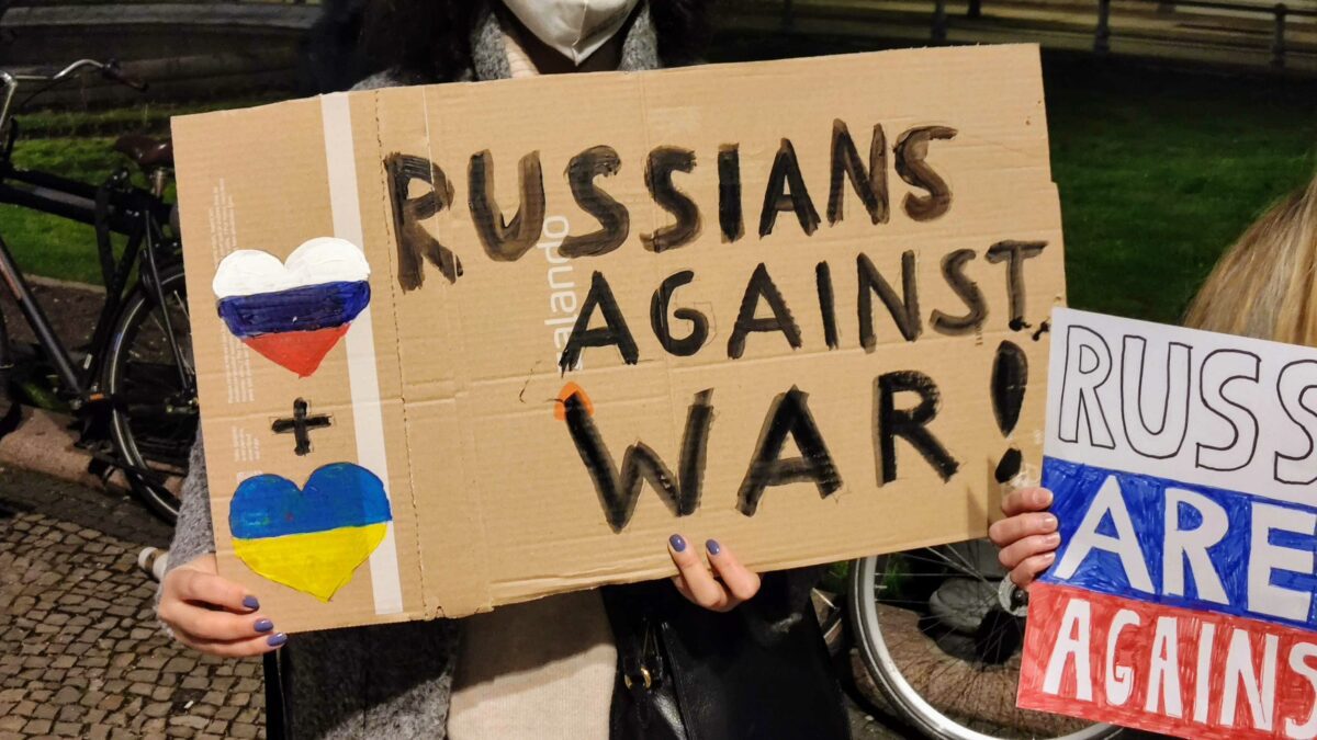 Russians against war