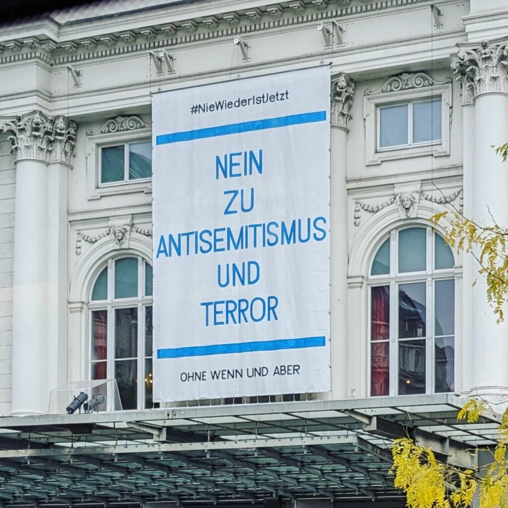 Nein zu Antisemitismus und Terror (Deutsches Schauspielhaus Hamburg)
