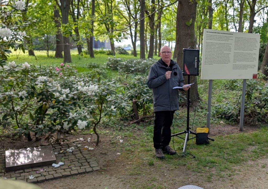 Gedenkveranstaltung homosexuelle NS-Opfer - KZ-Gedenkstätte Neuengamme 4. Mai 2025 - Ansprache Klaus-Dieter Begemann (mhc)